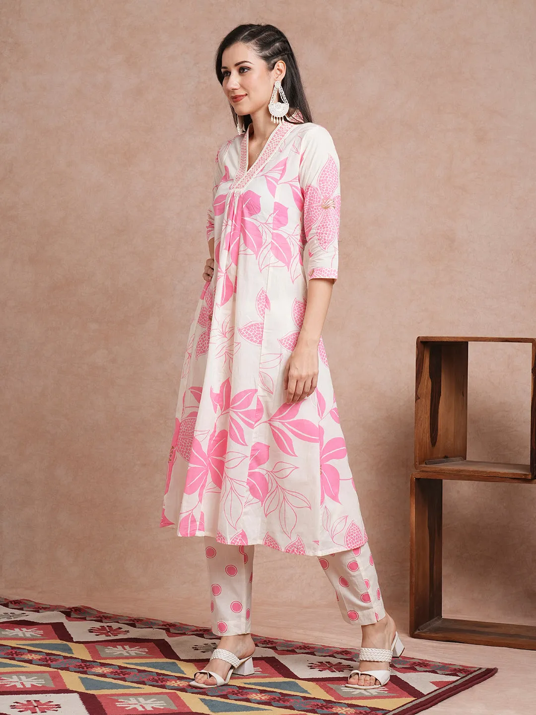 Abstract Floral Printed A-Line Paneled Kurta with Pant - Off White