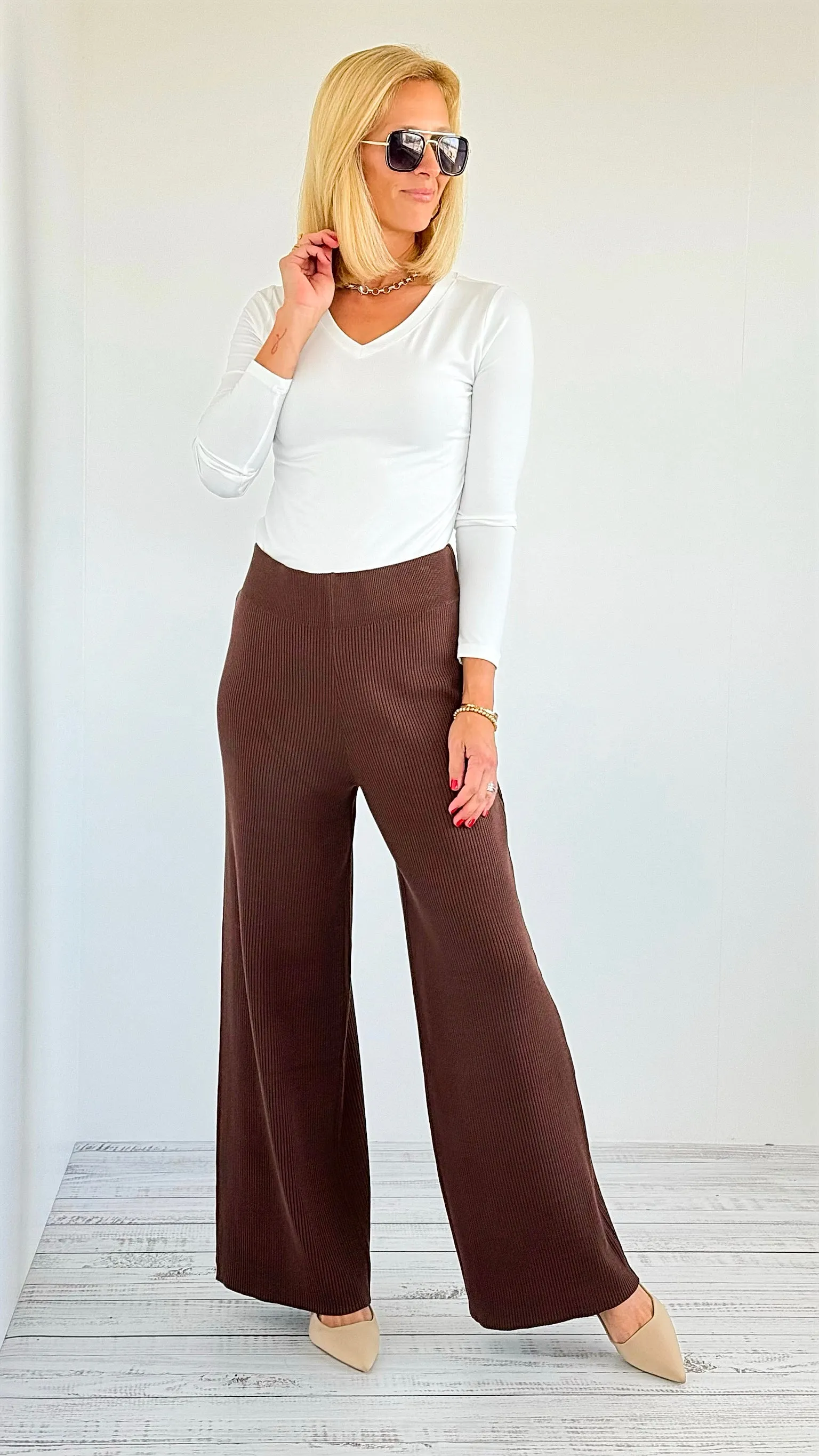 Chic Wide-Leg Knit Pants - Brown