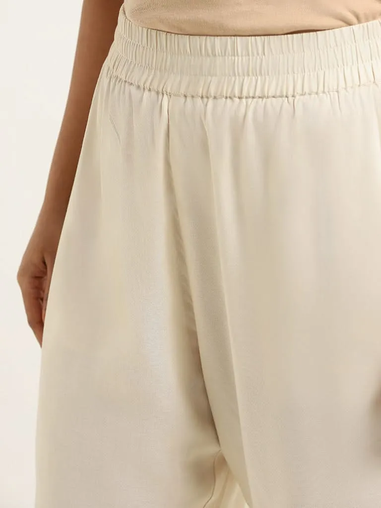 Diza Beige Straight Pants