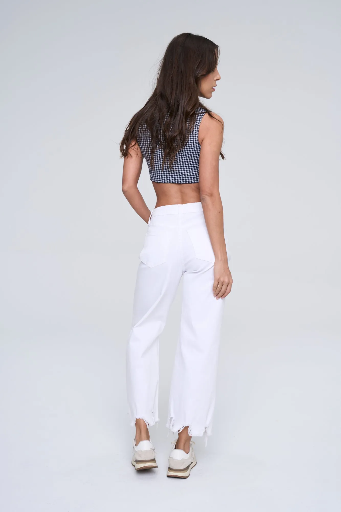 HIGH RISE CROPPED WIDE LEG WITH DESTROYED KNEES / SP-P11597