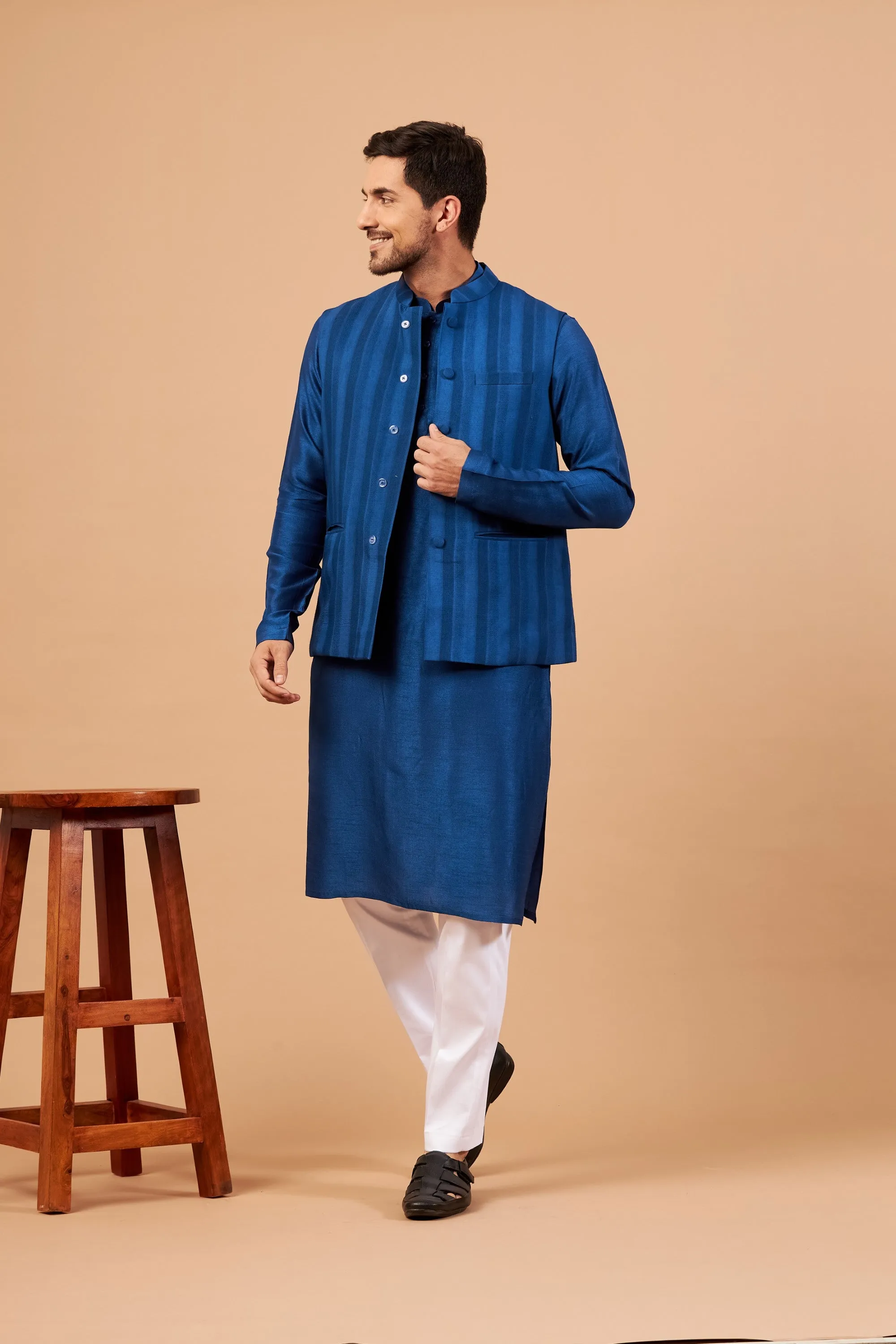 Men's Blue Color Nehru Jacket With Kurta Pant Set - Hilo Design