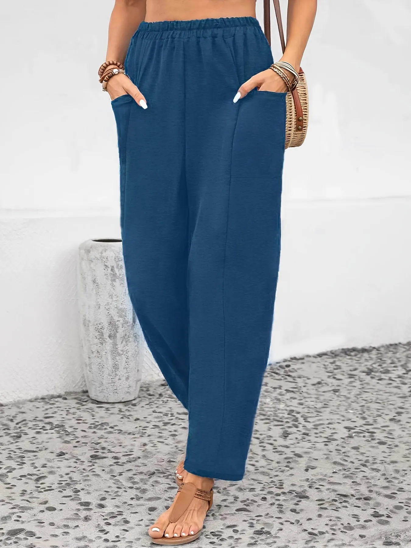 Plus Size Solid High Rise Tapered Leg Trousers - Comfort Meets Style with Convenient Pockets