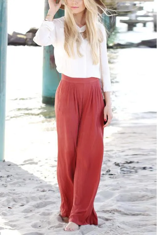 Take a look at this Mocha Palazzo Pants